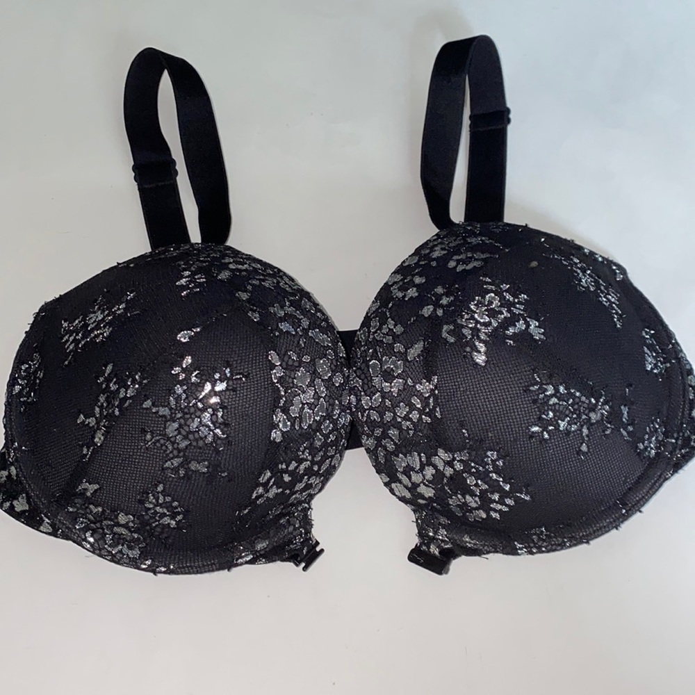Victoria's Secret Very Sexy Push-Up Bra 32DD